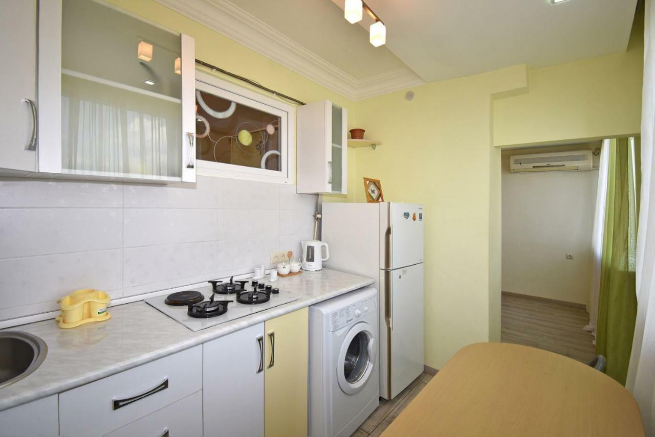 Perfect Apartment In Center Of Yerevan City Екстер'єр фото