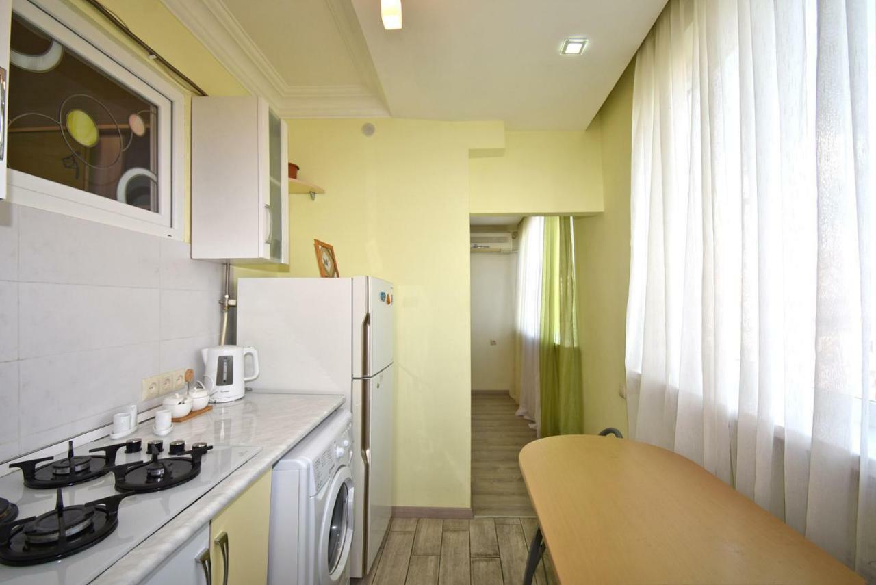 Perfect Apartment In Center Of Yerevan City Екстер'єр фото